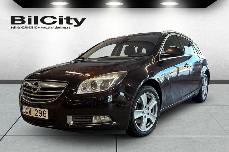 Begagnad 2012 Opel Insignia Kombi | 97 000 kr - Bild 1/4