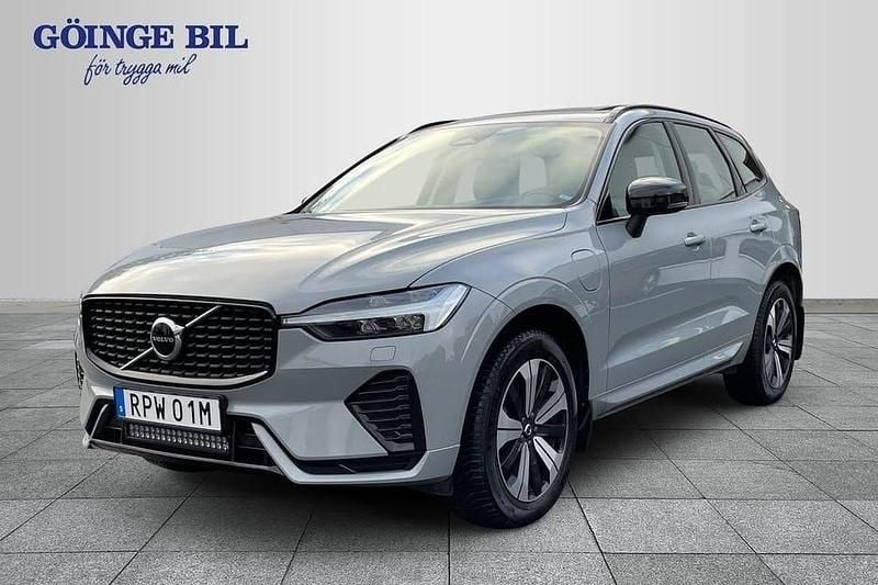 Grå Begagnad 2024 Volvo XC60 Plus SUV | 489 000 kr (Lite dyr) - Bild 1/3