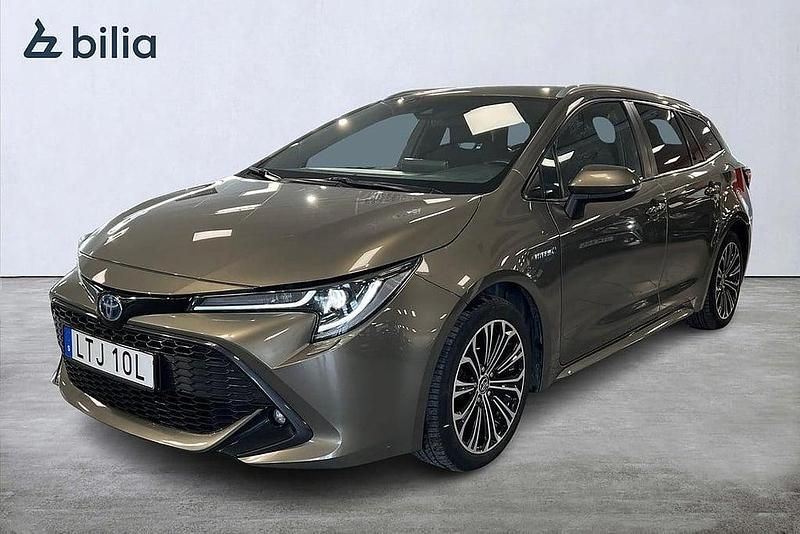 Grön Begagnad 2019 Toyota Corolla Style Kombi | 229 900 kr (Marknadspris) - Bild 1/2