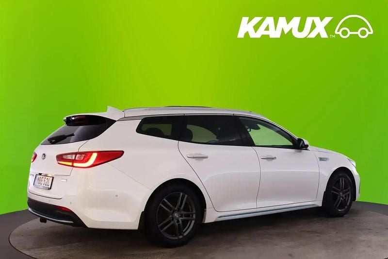 Begagnad Kia Optima 205 HK (150 kW) 2020 Vit Kombi