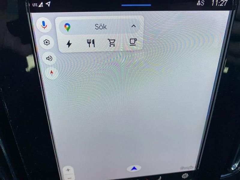 Begagnad Volvo C40 Core 172 kW (234 HK) 2023 Grå SUV