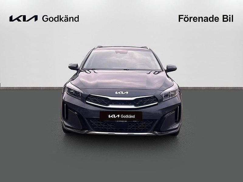 Begagnad Kia XCeed 141 HK (103 kW) 2022 Penta metal SUV