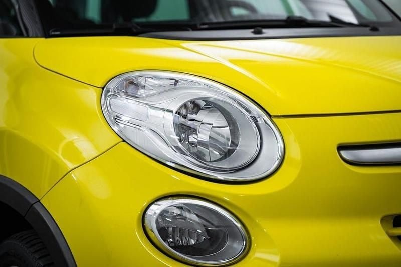 Begagnad Fiat 500L 120 HK (88 kW) 2014 Gul Minibuss