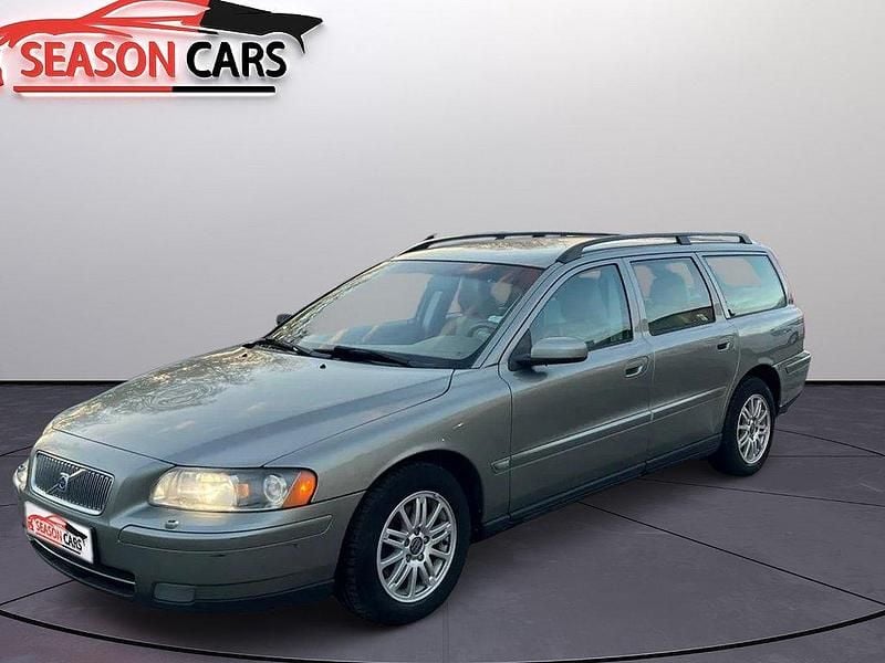 Ljusgrön Begagnad 2006 Volvo V70 Kinetic Kombi | 39 900 kr (Marknadspris) - Bild 1/4