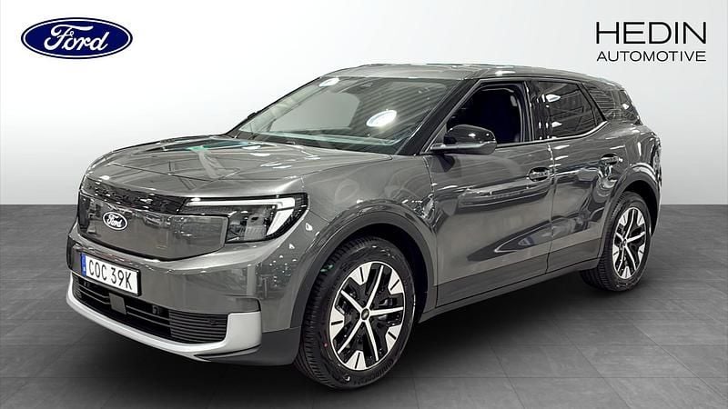 Grå (grey) Ny 2025 Ford Explorer SUV | 509 000 kr (Marknadspris) - Bild 1/4