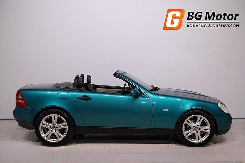 Begagnad Mercedes SLK200 136 HK (100 kW) 1997 Grön (vivianit green metallic) Cab
