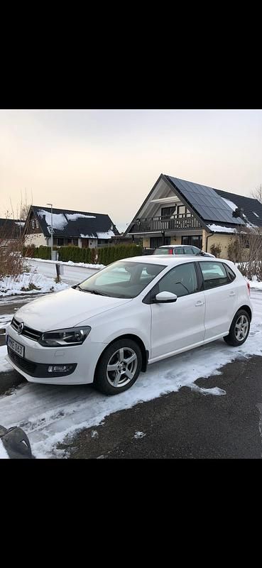 Begagnad 2014 VW Polo Halvkombi | 85 000 kr (Marknadspris) - Bild 1/4