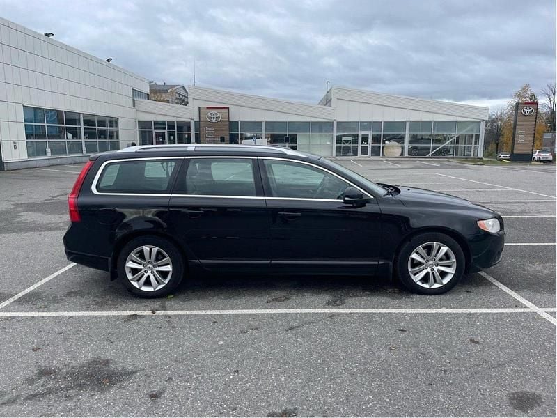Svart Begagnad 2012 Volvo V70 Summum Kombi | 64 000 kr (Superpris) - Bild 1/4