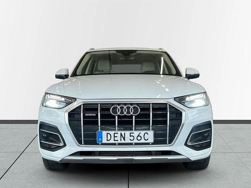 Begagnad Audi Q5 Sport 266 HK (195 kW) 2021 Vit SUV