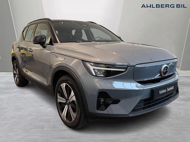 Begagnad Volvo XC40 Single Motor 175 kW (238 HK) 2022 Grå SUV