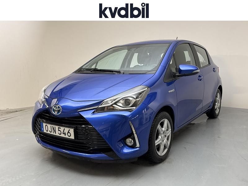 Begagnad Toyota Yaris Active 101 HK (74 kW) 2018 Blå