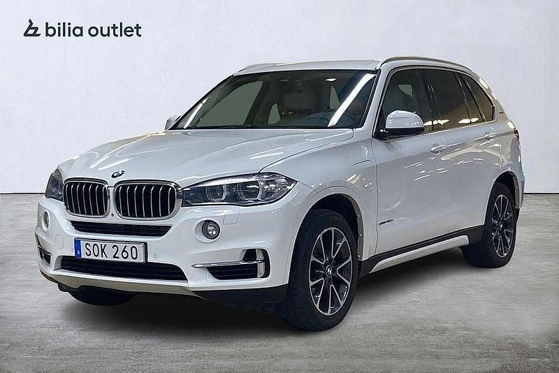 Vit Begagnad 2016 BMW X5 SUV | 234 900 kr (Marknadspris) - Bild 1/4
