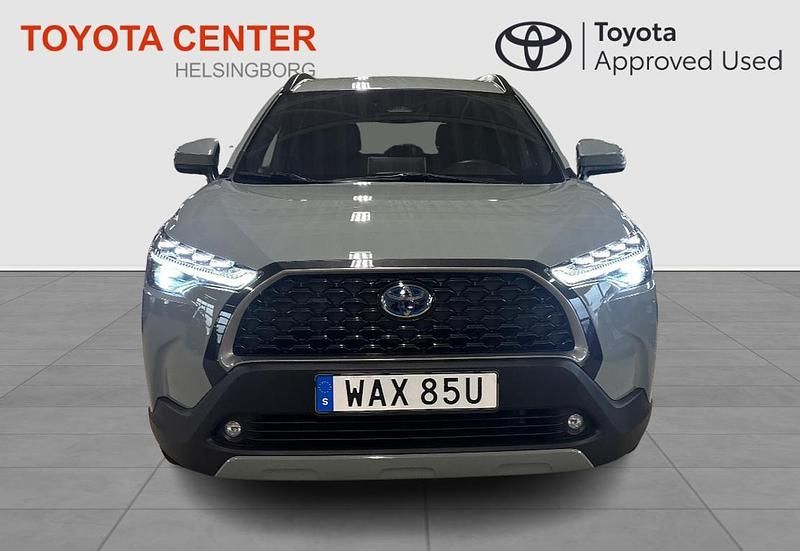 Begagnad Toyota Corolla Cross Plus 200 HK (147 kW) 2023 Grön SUV