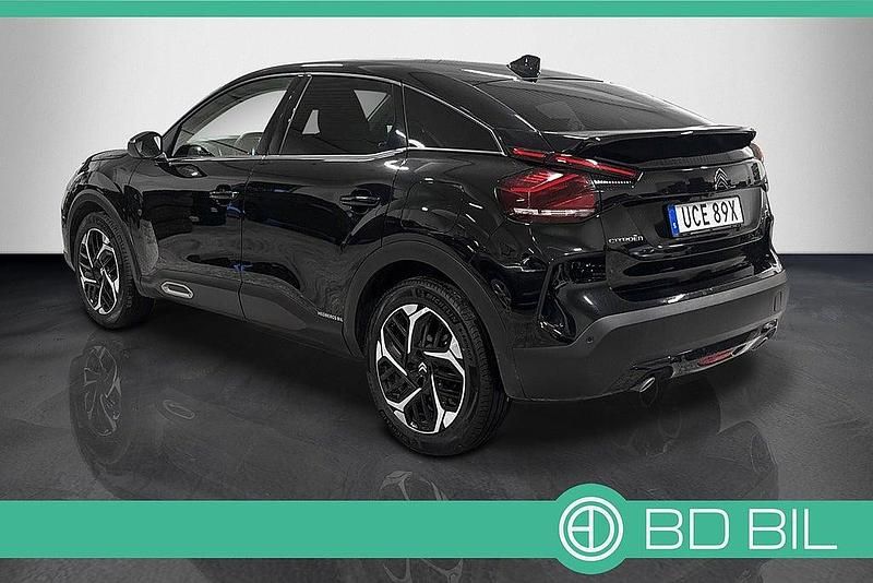 Begagnad Citroën C4 PureTech 131 HK (96 kW) 2023 Svart Halvkombi