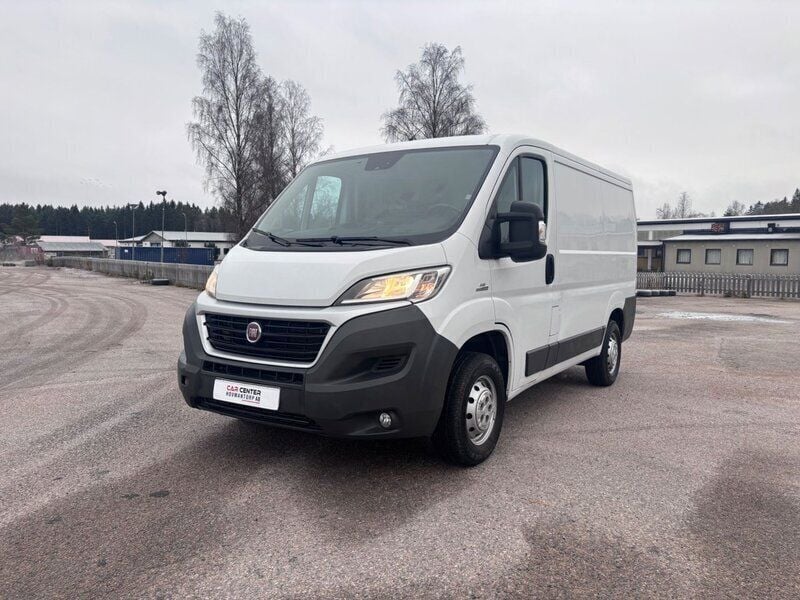 Vit Begagnad 2015 Fiat Ducato Van | 99 900 kr - Bild 1/4