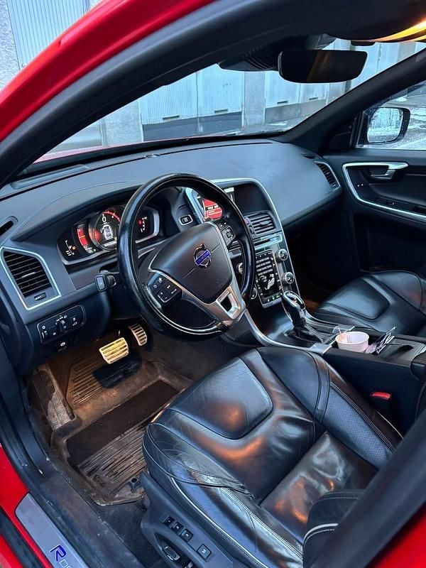 Begagnad Volvo XC60 230 HK (169 kW) 2015 SUV