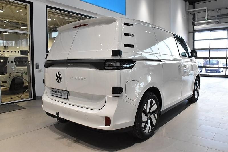 Ny VW ID. Buzz Pro 210 kW (286 HK) 2026 Minibuss