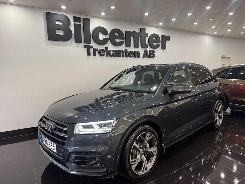 Grå Begagnad 2017 Audi Q5 S-Line SUV | 409 900 kr - Bild 1/4