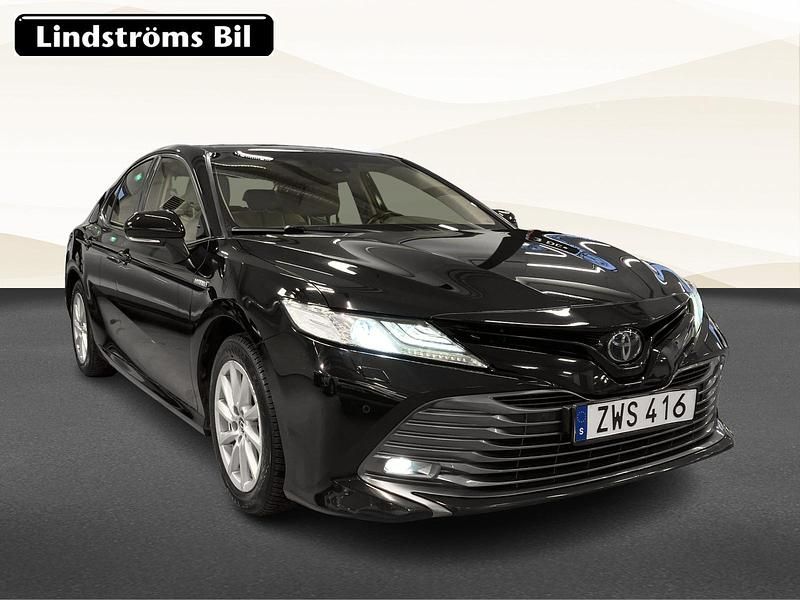 Begagnad Toyota Camry Hybrid Executive 220 HK (161 kW) 2019 Svart Sedan