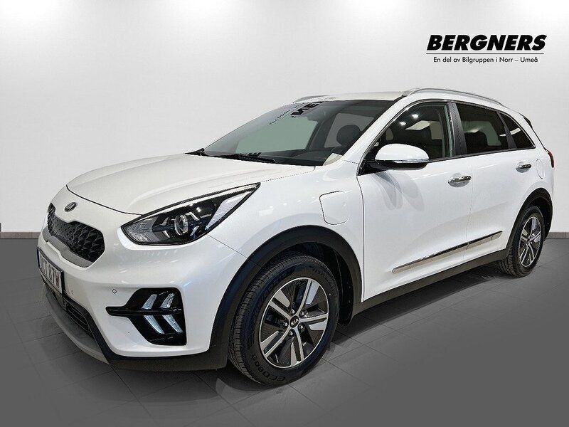 Vit Begagnad 2020 Kia Niro Advance SUV | 239 900 kr (Lite dyr) - Bild 1/4