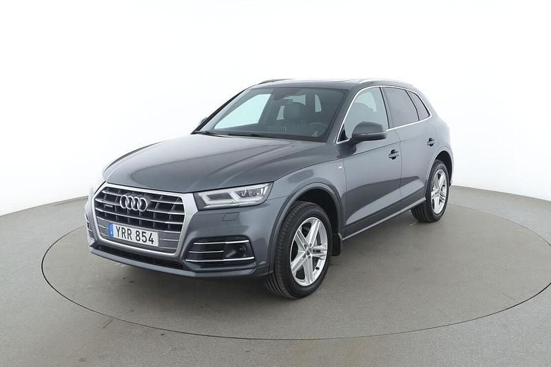 Grå Begagnad 2017 Audi Q5 SUV | 295 000 kr (Dyr) - Bild 1/3