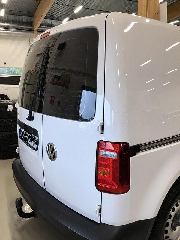 Vit Begagnad 2020 VW Caddy Minibuss | 165 000 kr (Dyr) - Bild 1/4