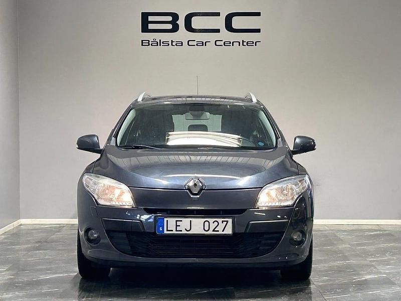 Begagnad Renault Mégane III 110 HK (80 kW) 2011 Grå