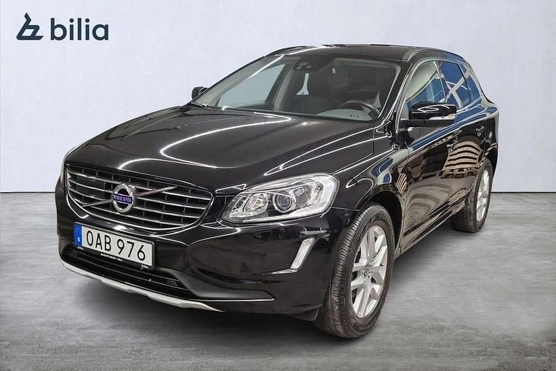 Begagnad Volvo XC60 Momentum 192 HK (141 kW) 2017 Svart SUV