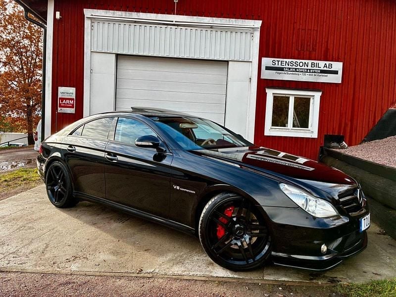 Svart Begagnad 2006 Mercedes CLS55 AMG AMG Sportkupé | 229 000 kr - Bild 1/4