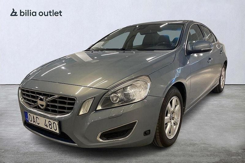 Ljusblå (lblå) Begagnad 2010 Volvo S60 Sedan | 65 000 kr (Superpris) - Bild 1/4