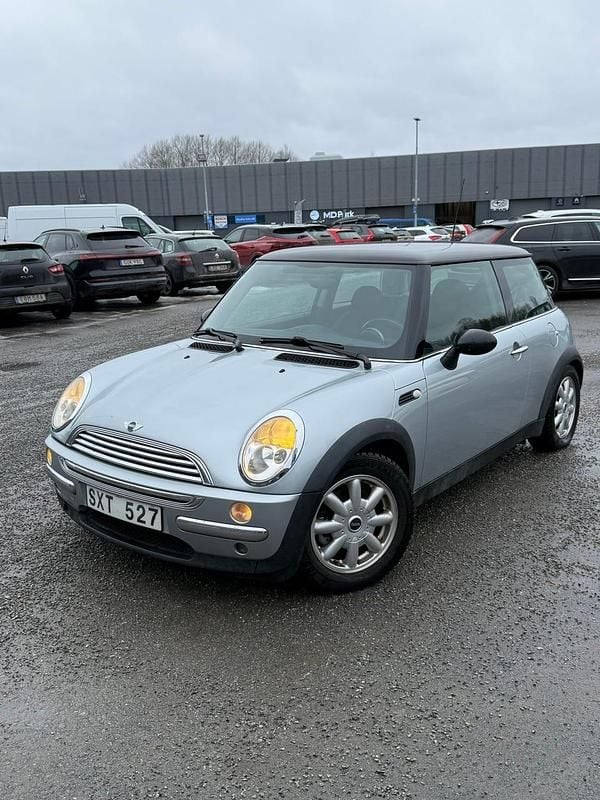 Begagnad Mini Cooper 116 HK (85 kW) 2002 Halvkombi