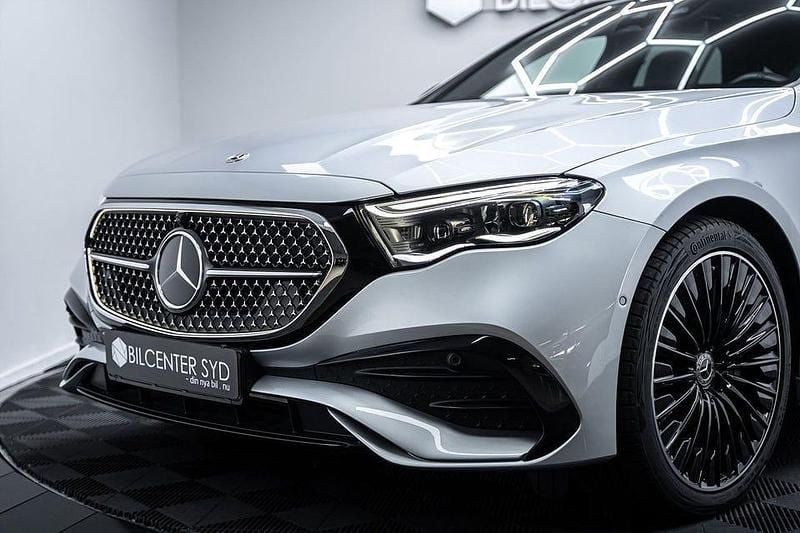 Begagnad Mercedes E220 Premium 197 HK (144 kW) 2023 Silver Kombi