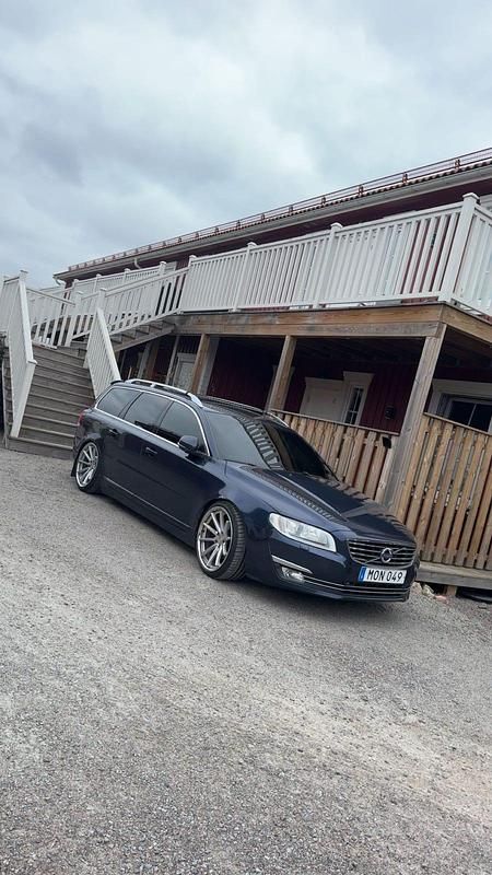 Begagnad 2015 Volvo V70 Kombi | 82 000 kr - Bild 1/4