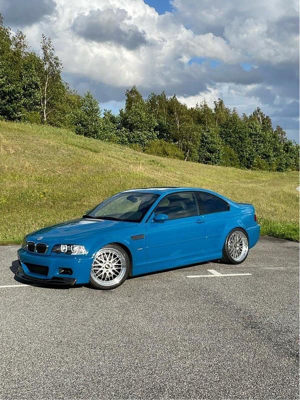 Blå Begagnad 2001 BMW M3 Sport Line Sportkupé | 479 000 kr - Bild 1/4