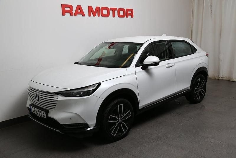 Vit Begagnad 2024 Honda HR-V Advance SUV | 329 800 kr (Marknadspris) - Bild 1/3