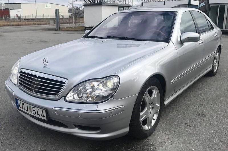 Silver Begagnad 2002 Mercedes S63L AMG AMG Sedan | 1 795 000 kr - Bild 1/4