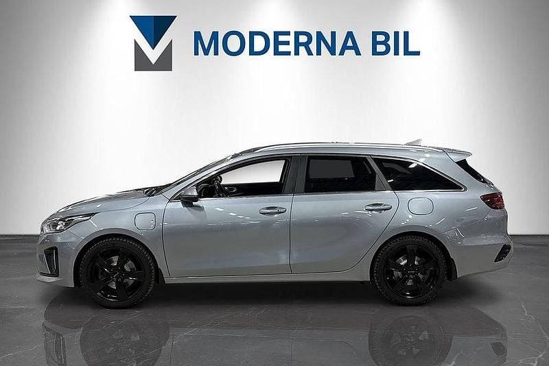 Begagnad Kia Ceed Sportswagon Advance 105 HK (77 kW) 2020 Grå Kombi