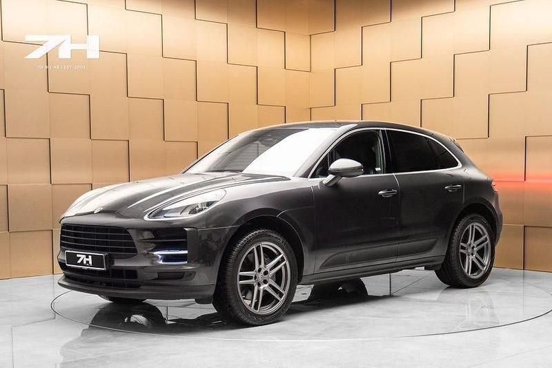 Grå Begagnad 2019 Porsche Macan S SUV | 479 900 kr (Bra pris) - Bild 1/4