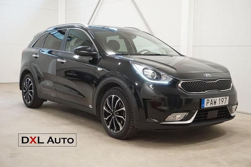 Svart Begagnad 2017 Kia Niro Advance SUV | 149 900 kr (Marknadspris) - Bild 1/4
