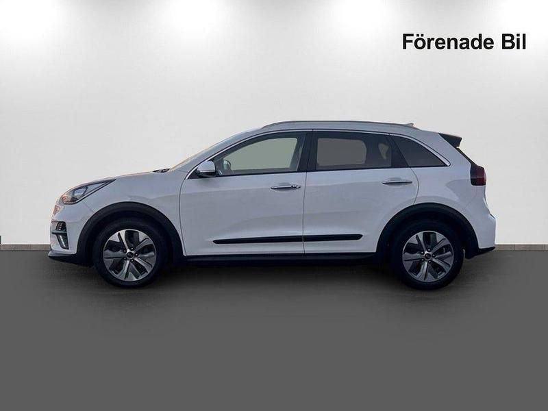 Begagnad Kia e-Niro Advance 150 kW (204 HK) 2018 Vit SUV