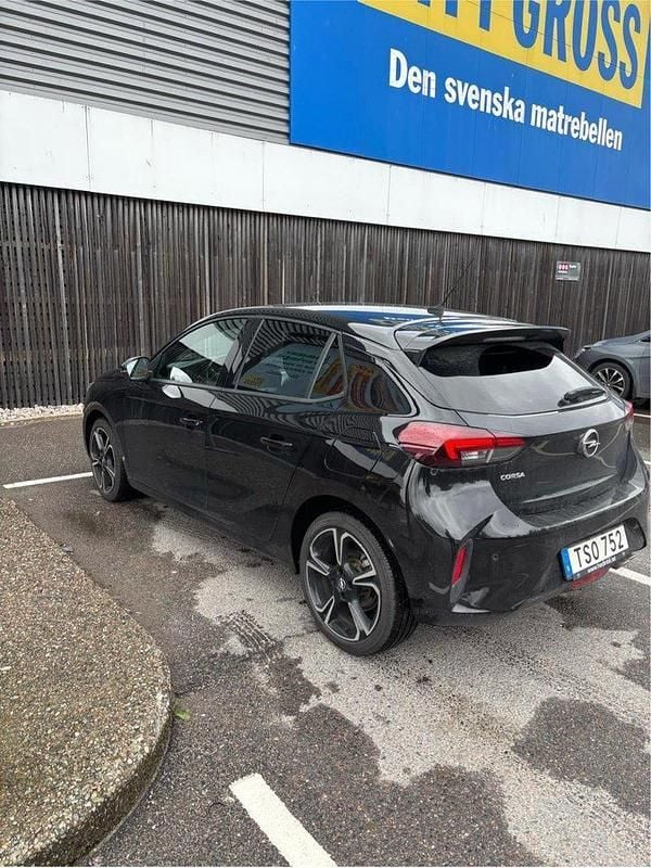 Svart Begagnad 2021 Opel Corsa Halvkombi | 145 000 kr (Superpris) - Bild 1/4
