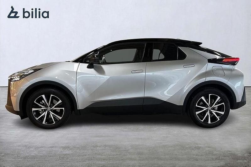 Begagnad Toyota C-HR Style 226 HK (166 kW) 2025 Silver SUV