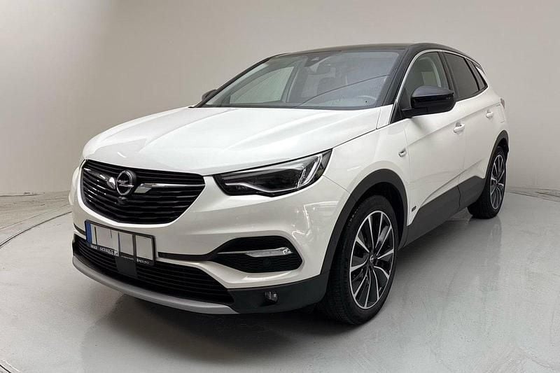 Vit Begagnad 2021 Opel Grandland X Ultimate SUV | 230 000 kr (Bra pris) - Bild 1/4