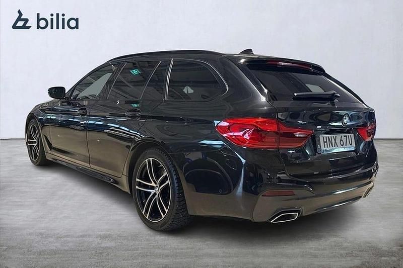 Begagnad BMW 520 M Sport 192 HK (141 kW) 2020 Svart Kombi