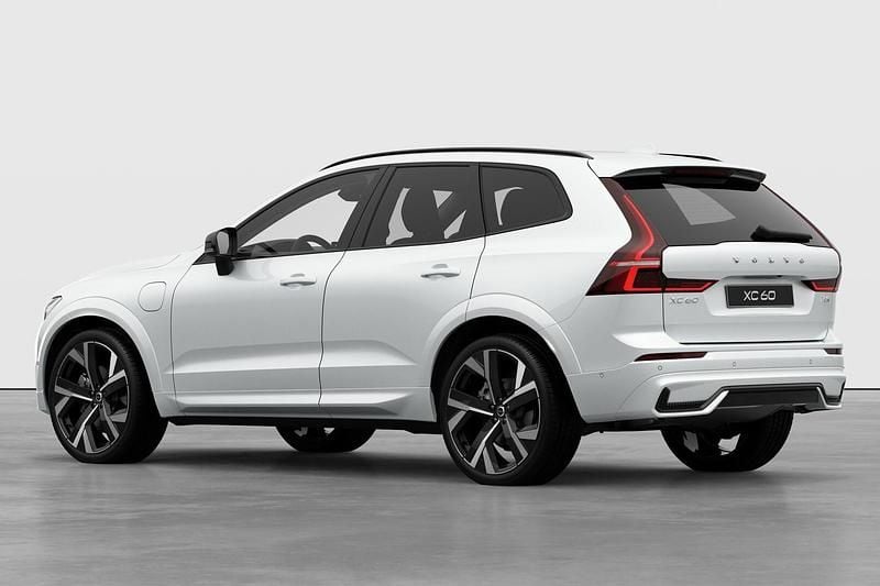 Ny Volvo XC60 350 HK (257 kW) 2025 Vit SUV