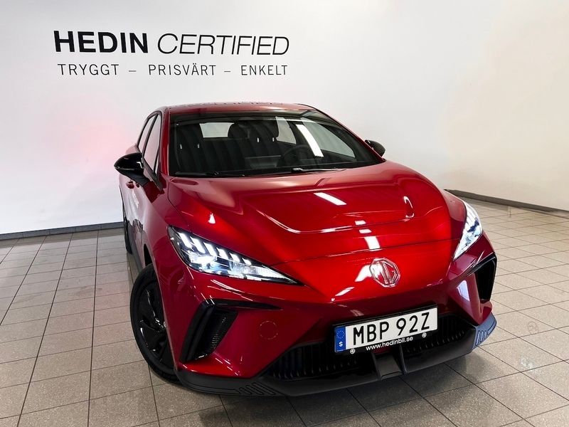 Röd Begagnad 2022 MG MG4 EV Halvkombi | 289 900 kr (Dyr) - Bild 1/1
