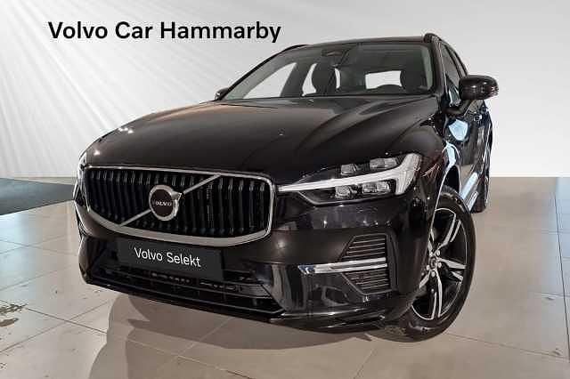 Svart Begagnad 2022 Volvo XC60 Core SUV | 388 900 kr (Bra pris) - Bild 1/3