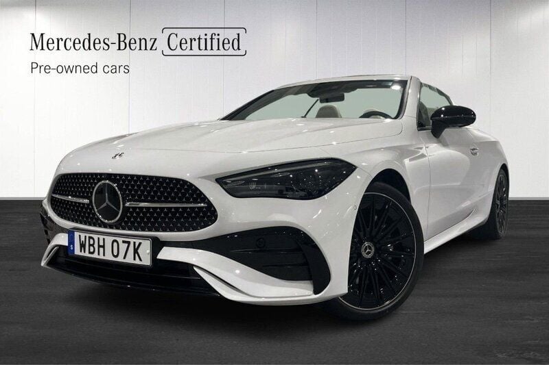 Vit (white) Begagnad 2024 Mercedes CLE300 AMG line Cab | 799 900 kr (Bra pris) - Bild 1/4