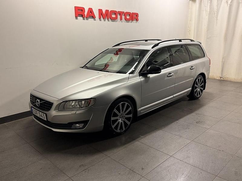 Silver (bright silver metallic ) Begagnad 2015 Volvo V70 Standard Kombi | 189 800 kr (Dyr) - Bild 1/3