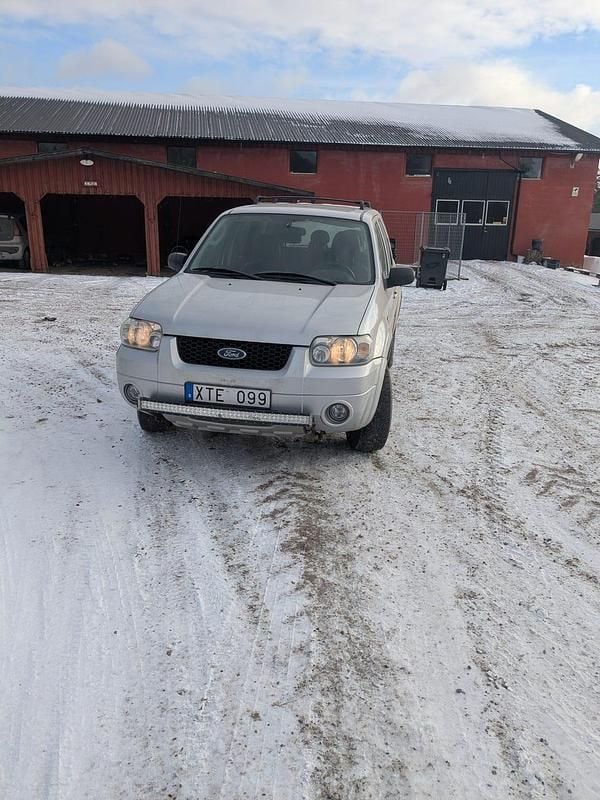 Begagnad Ford Maverick 203 HK (149 kW) 2006 SUV